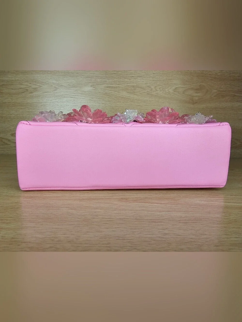 Kurt Geiger London Medium Kesington Flower Bag.
